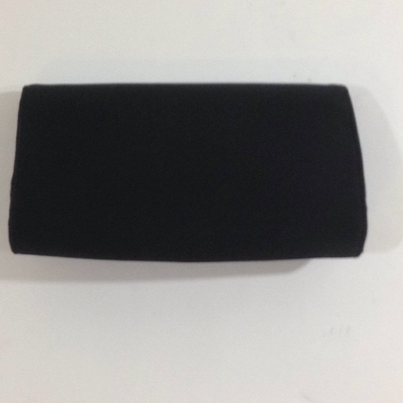 Black satin cross body purse - Picture 5 of 7